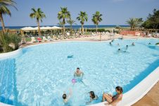 Belambra balance du lourd pour août 2025 : jusqu’à -15% sur les vacances dernière minute ! 🚀🌞